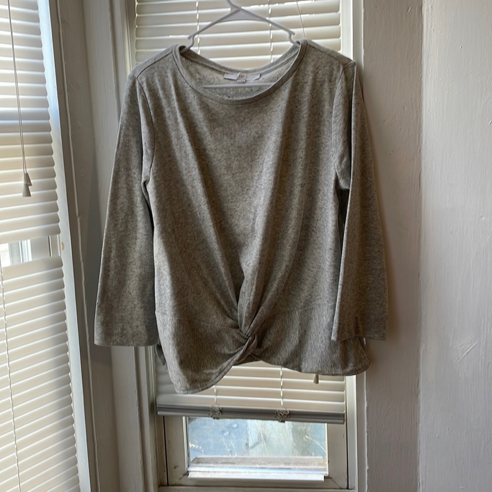 Loft Twist Front Top